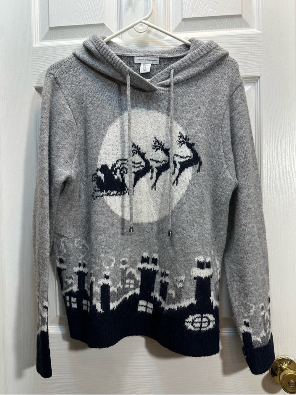 cupcakes & cashmere Light Gray Hooded Knit Pullover